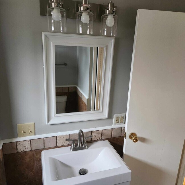 3 Harrison Avenue, Pontoon beach, IL 62040 House Rental in Pontoon