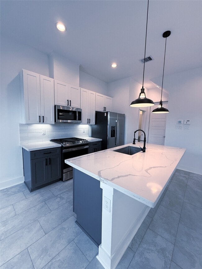 Foto del edificio - 1058 Mansfield St