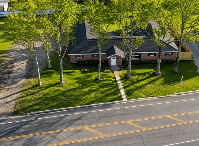 Building Photo - Newly Remodeled 4/2 Home in Atlanta, Texas