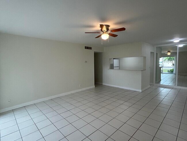 Foto del edificio - 620 NW 13th St