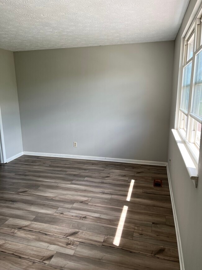 Foto del edificio - 1263 Joy Ct