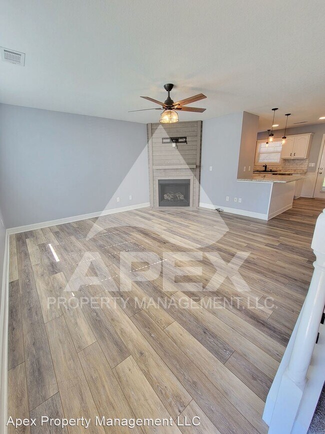 Foto del edificio - 3 br, 2.5 bath House - 9927 Thunderbolt Way