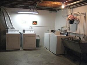  - 142 Flintridge Dr