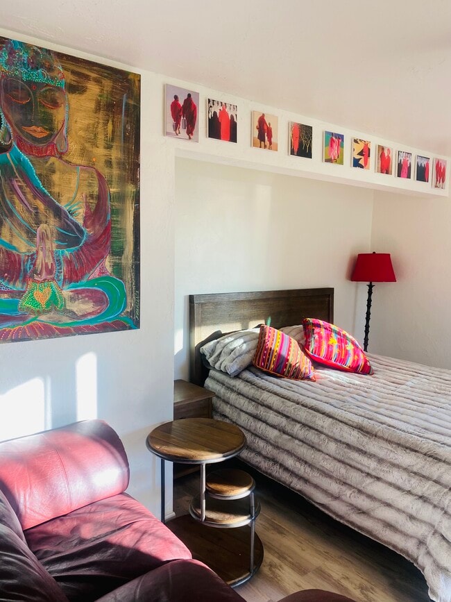 Building Photo - 1038 Marbo Ter