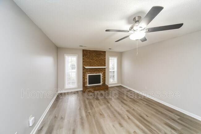 Building Photo - 4416 Crescent Park Dr