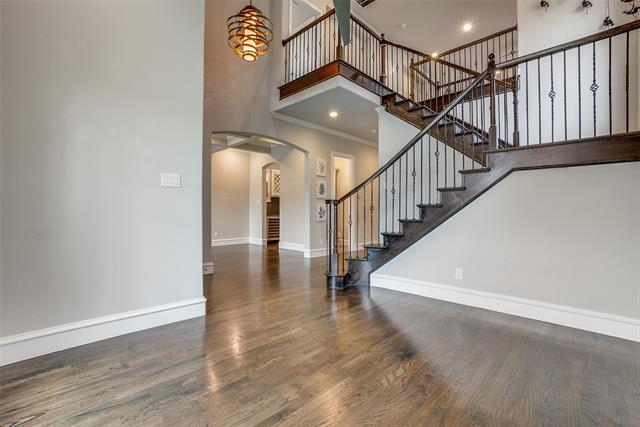 Foto del edificio - 932 Shadyside Ln