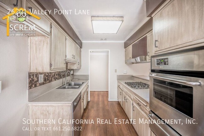 Building Photo - Nicely Upgraded Three Bedroom Home in Newhall