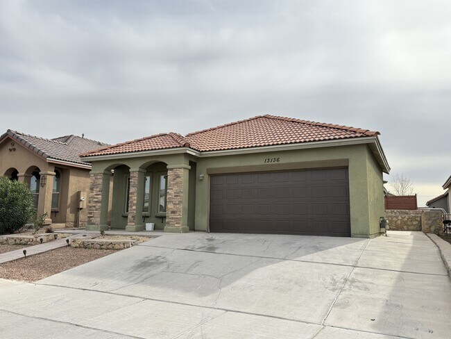 Foto del edificio - 13136 Freshford