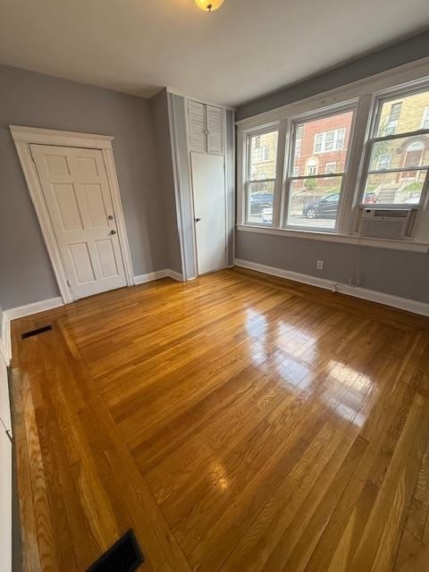 Building Photo - 621 Columbia Ave