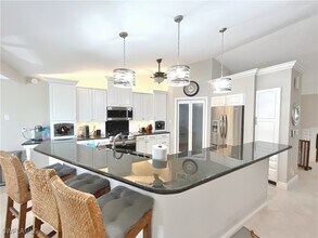 Building Photo - 110 June Ct