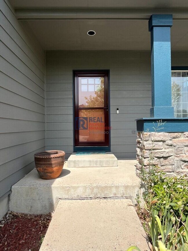 Foto del edificio - 8786 Wildrye Cir