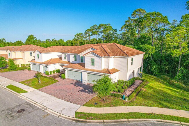 Building Photo - 703 Bay Leaf Dr
