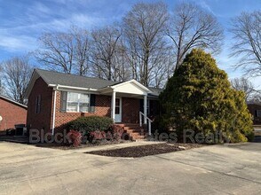 Building Photo - 2128 N Fayetteville St