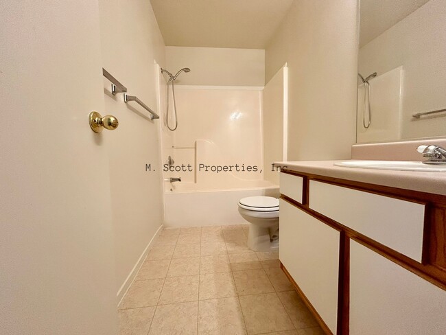 Building Photo - 508 Northgate Dr