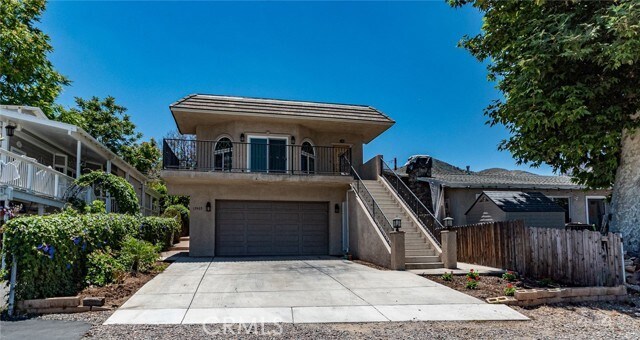 Primary Photo - 17465 Lakeshore Dr