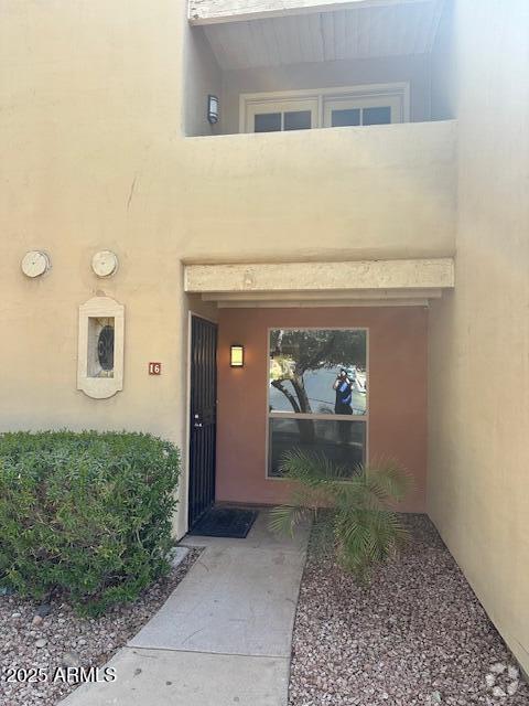 Building Photo - 1425 E Desert Cove Ave