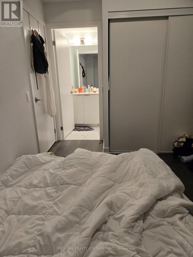 Photo du bâtiment - 7 Golden Lion Heights