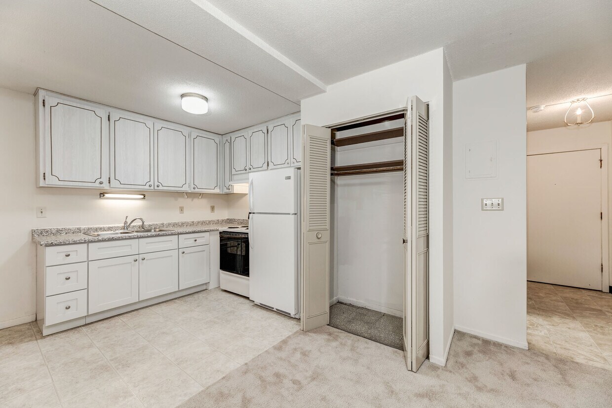 Charlton Terrace 212232 Thompson Ave W West Saint Paul, MN