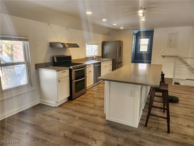 Building Photo - 4302 John Ave