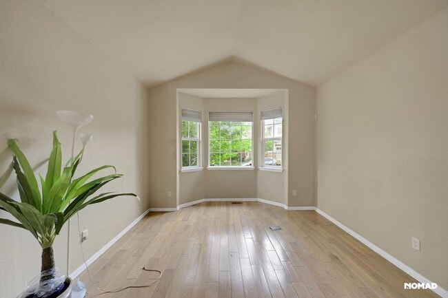 Photo - Spacious 4BR House in Aurora