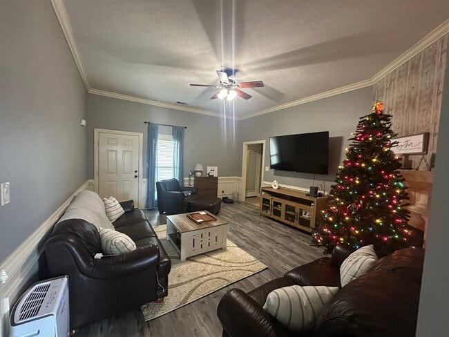 Building Photo - 30 Clovewood Cv