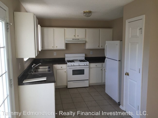 Building Photo - 3896 English Valley Dr