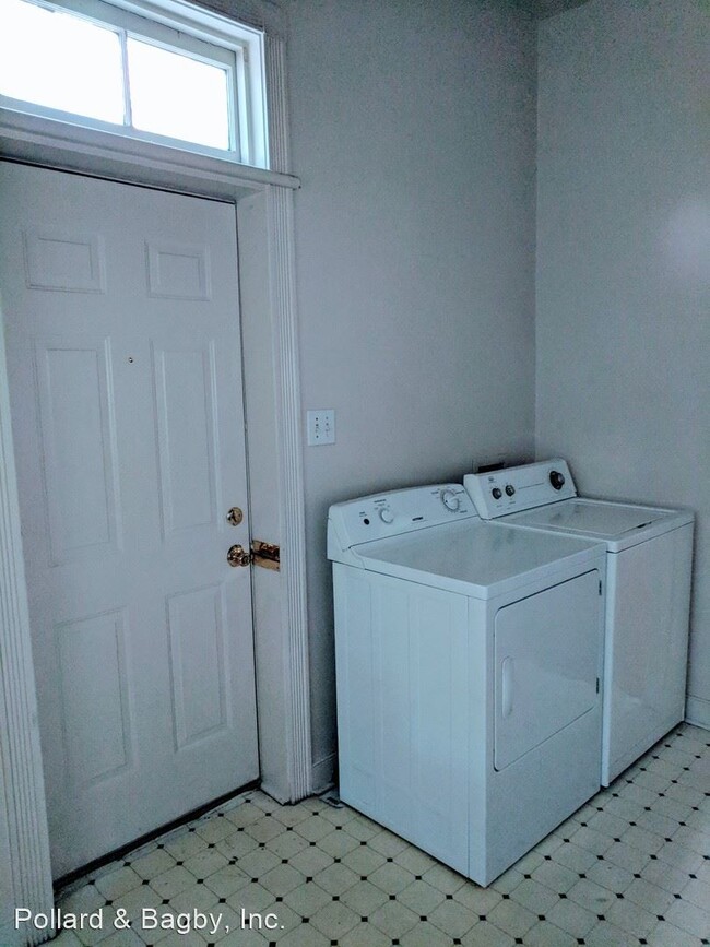Building Photo - 3 br, 2 bath House - 317 Goshen St.