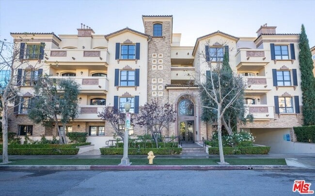 Foto del edificio - 12026 Hoffman St