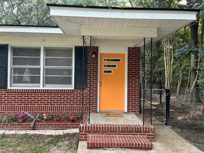 Foto del edificio - 1728 E Avalon Cir