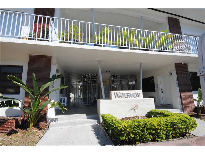 Primary Photo - 7745 Harding Ave