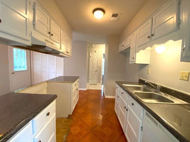 Photo - 6197 Valleydale Dr House