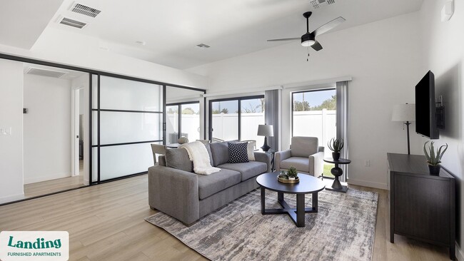Foto del edificio - 2121 W Butler Dr