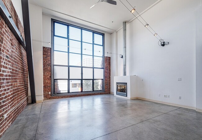 Building Photo - 1233 Howard St