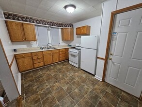 Building Photo - 203 N Lincoln Ave