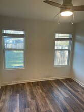 Building Photo - 8801 Pineridge Dr