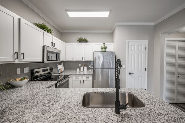 Building Photo - Elevate Your Everyday – Lease Now