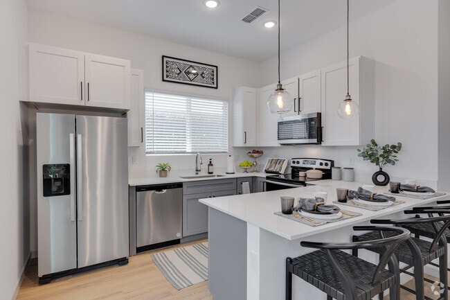 Interior Photo - Marigold Ranch at San Tan Village