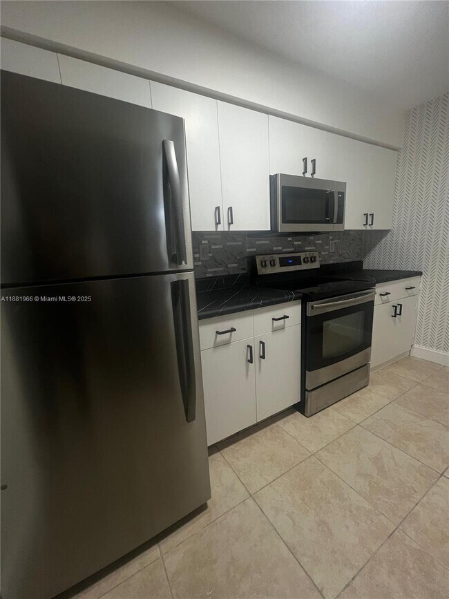 Foto del edificio - 15241 SW 80th St