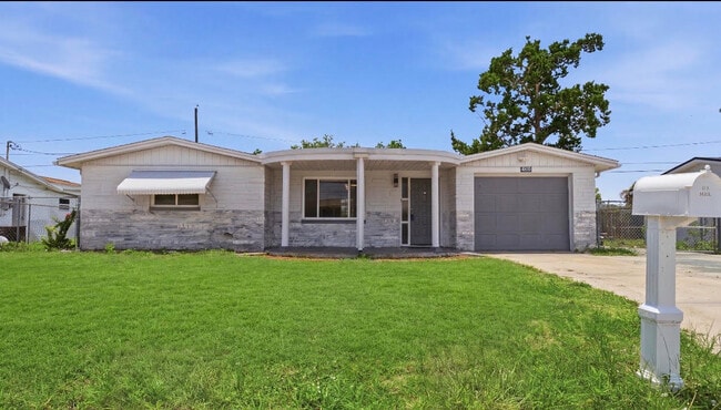 Building Photo - 4810 Guardian Ave