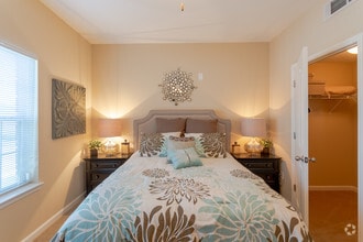 2BR,2BA - Cypress Cove Apartment Homes