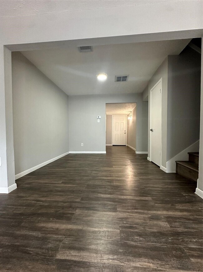 Foto del edificio - 7335 Chasewood Dr