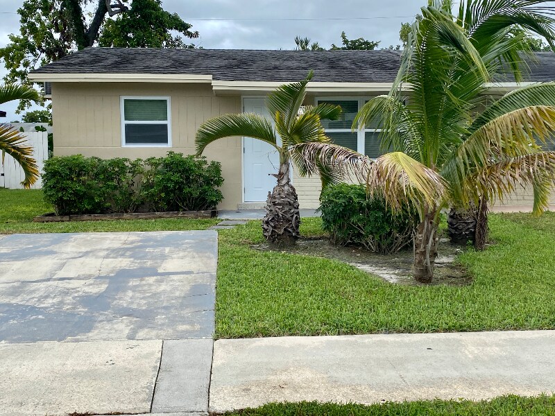 Foto principal - 2608 NW 65th Ave