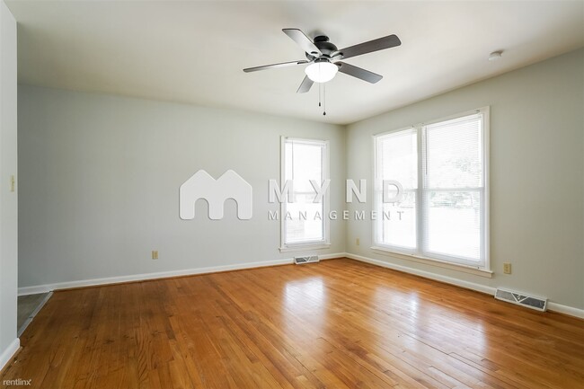 Foto del edificio - 3 br, 1.5 bath House - 504 Peyton St