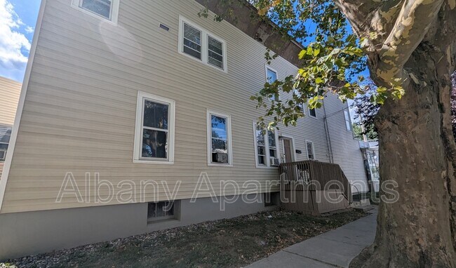 Foto del edificio - 418 Delaware Ave