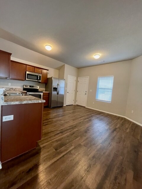 Foto del edificio - 870 S Jaybird Ln