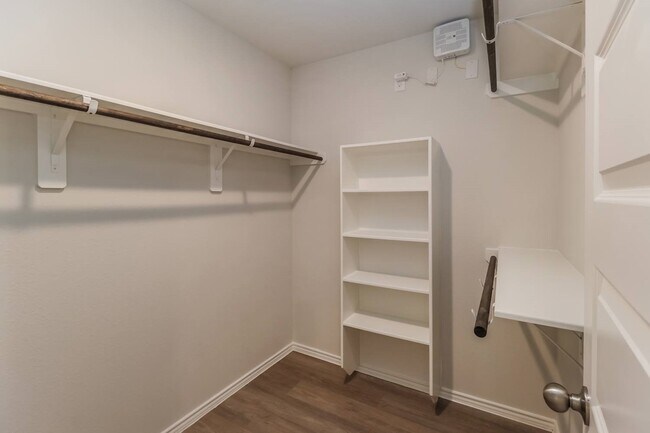 Foto del edificio - 10707 Sunlit St