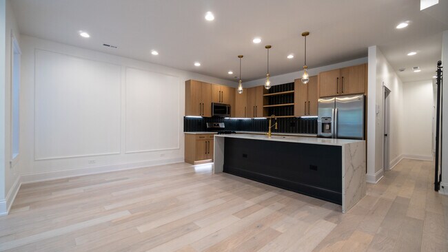 Foto del edificio - 4747 N Beacon St