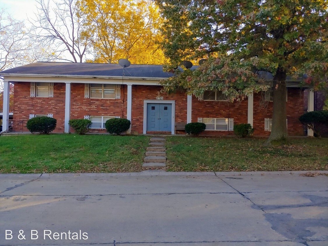Primary Photo - 3121 Themis St