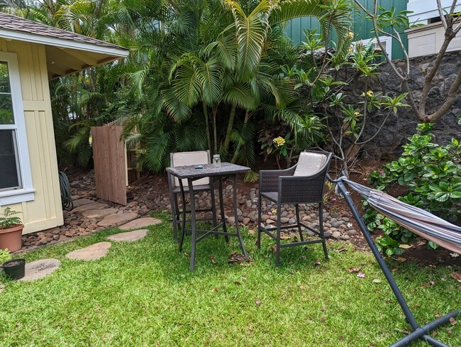 not included furniture prior tenants - 214 A Kuli Puu St