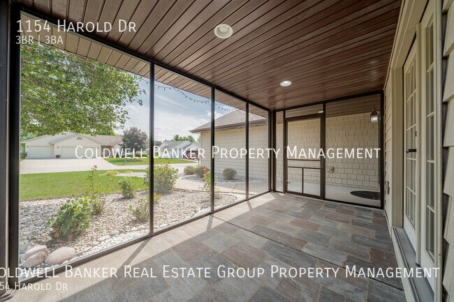 Foto del edificio - 1154 Harold Drive, Menasha